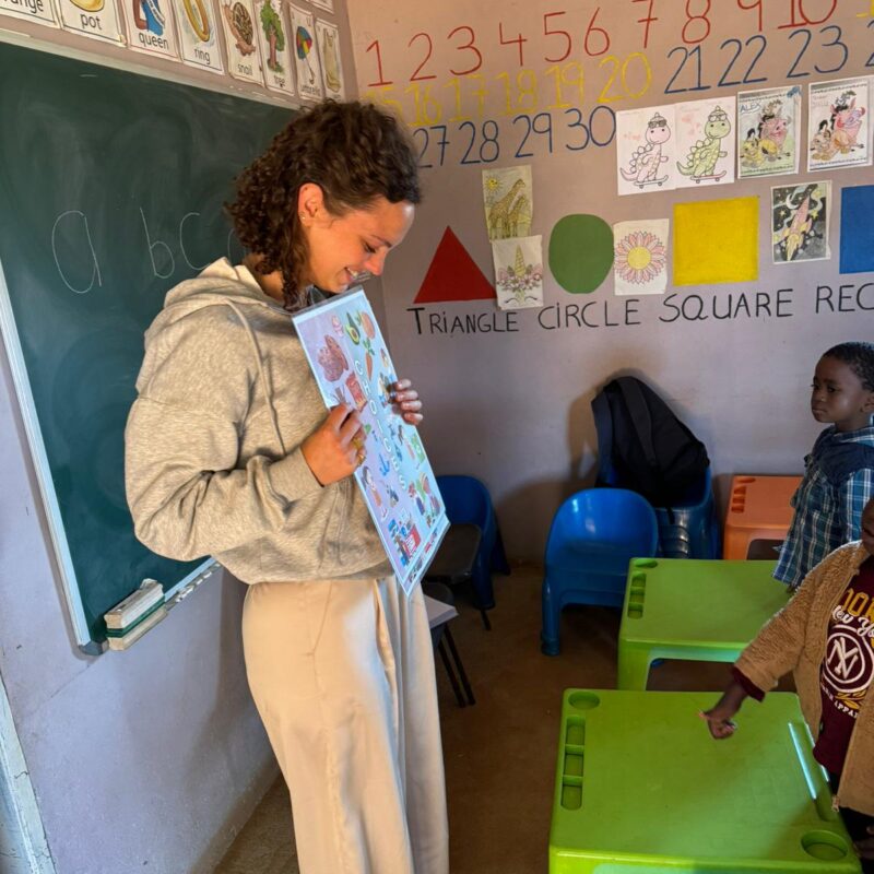 Loes Van Hest teaching Mvutjini NCP children about sustainability